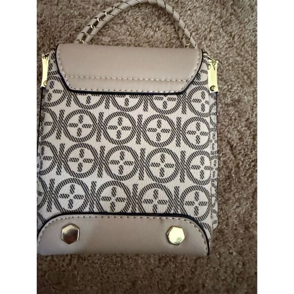 Women's Multicolor Mini Crossbody Bag with Chain Strap & Coin Purse - Picture 2 of 4